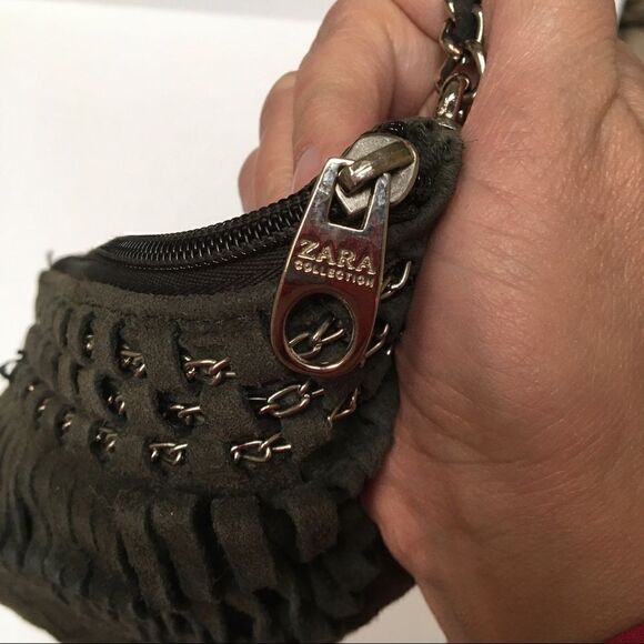 Zara suede & chain strap detail Crossbody purse - Picture 5 of 7